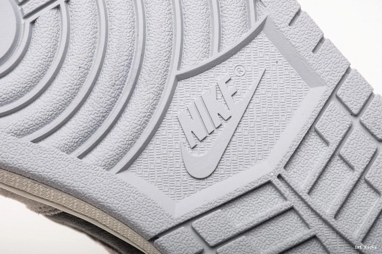 Grey Crimson 1 Black 555088-018 Air Jordan 1102